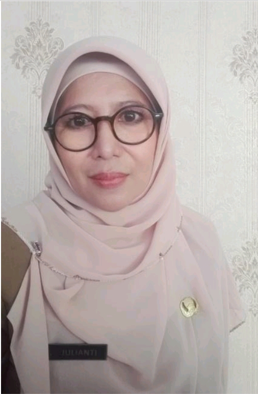 Foto Julianti, S.Pd